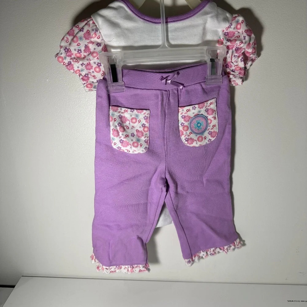 NWOT Disney Marie  simply irresistible 2 piece set - Picture 4 of 9